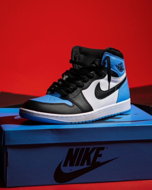 Unisex Sneakers